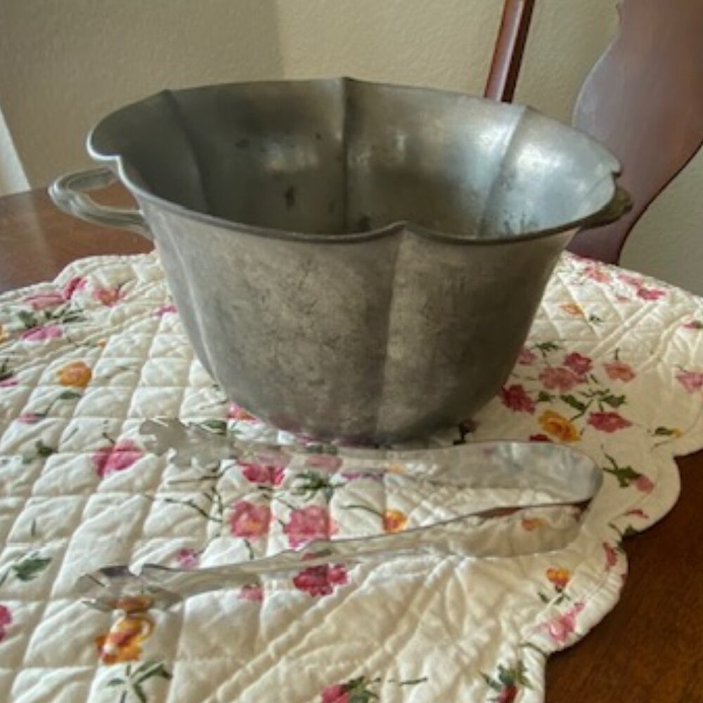 VINTAGE * POOLE of Taunton MA ~ Fluted PEWTER BOWL (ice bucket + tongs) * 1930s